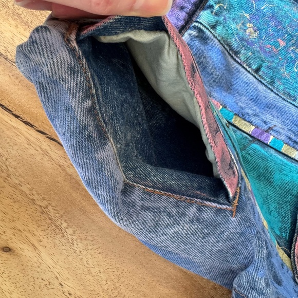 Vintage 1980s Hand Painted Denim Purple & Teal Women's Crop Jean Jacket - Picture 16 of 17